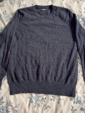 Naadam Dark Grey Cashmere Crewneck Sweater (**read**)